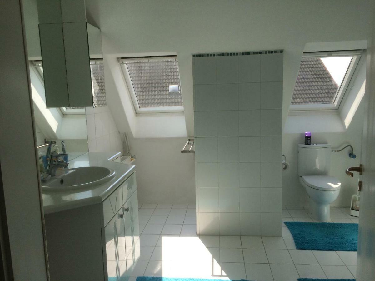 Schoene Zimmer Im Zentrum Leben Ofemburgo Exterior foto