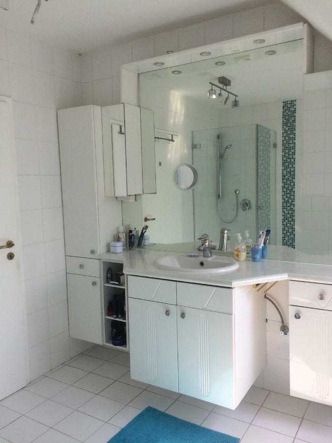 Schoene Zimmer Im Zentrum Leben Ofemburgo Exterior foto